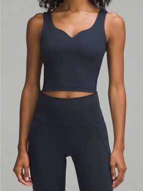 Lululemon Wunder Train Tank Top Sweetheart Size 8